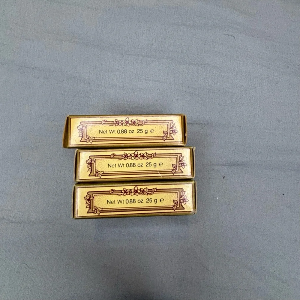 Gilcrest And Soames Soap Chamomile English Herb‎ Soap .88 Oz